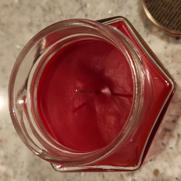 NEW- Vintage- Home Interiors Candle- Courage with Candle Holder - Picture 6 of 9